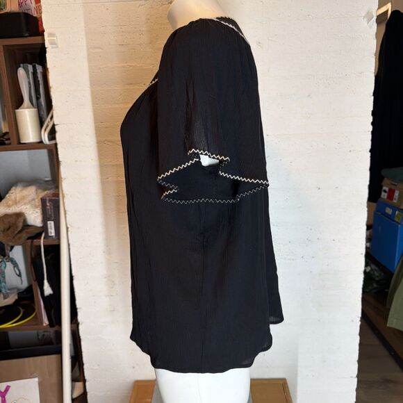 Love Stitch Short Sleeve Flutter Flutter Sleeve Embroidered Top L Boho Feminine - Picture 5 of 9